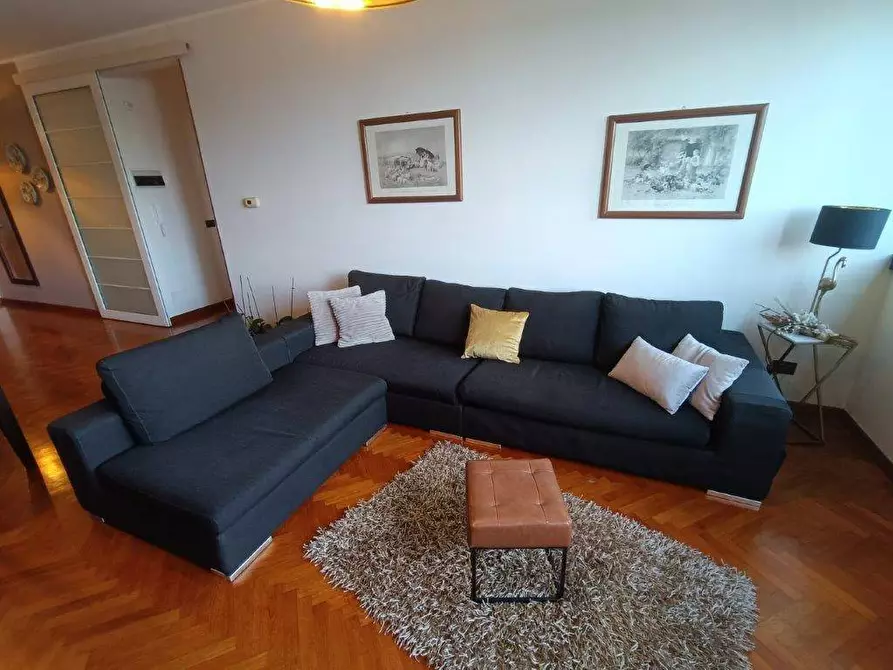 Immagine 7 di Appartamento in vendita  in ViaPirandello a Savona