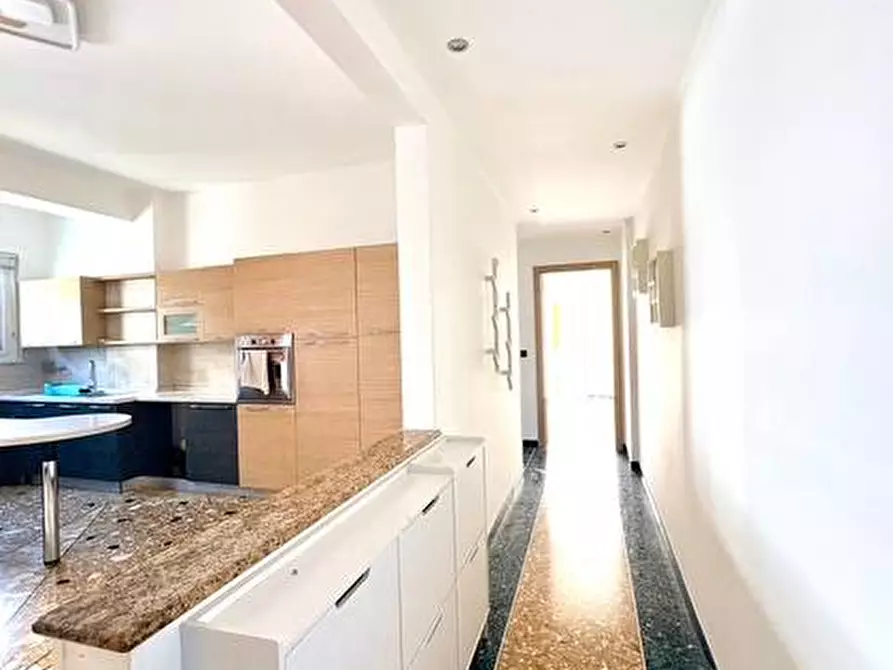 Immagine 8 di Appartamento in vendita  in VIA CARISSIMO E CROTTI 3 a Savona