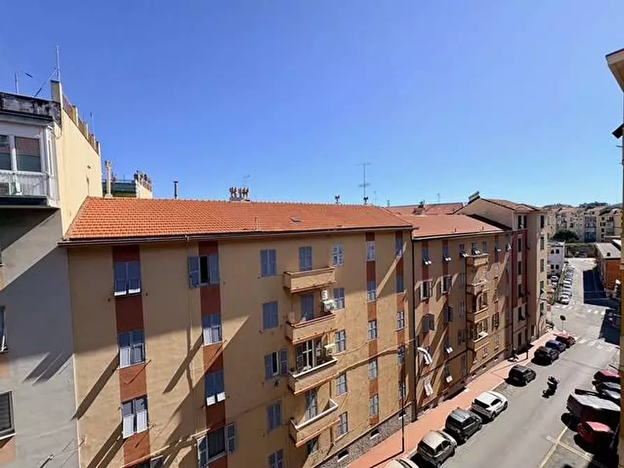 Immagine 14 di Appartamento in vendita  in VIA CARISSIMO E CROTTI 3 a Savona