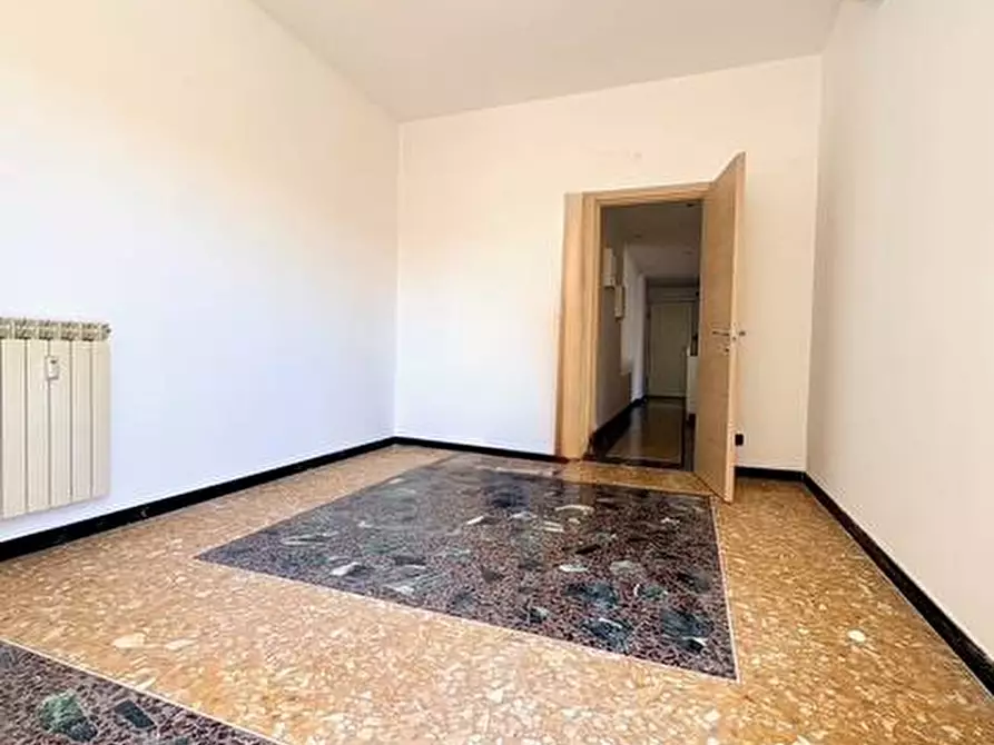 Immagine 16 di Appartamento in vendita  in VIA CARISSIMO E CROTTI 3 a Savona