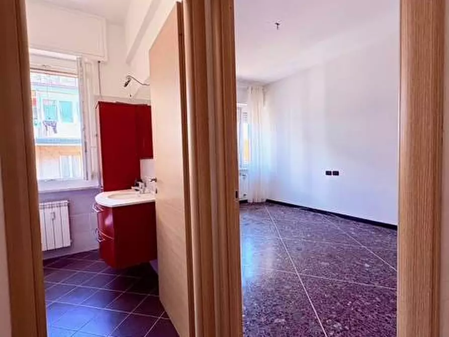 Immagine 22 di Appartamento in vendita  in VIA CARISSIMO E CROTTI 3 a Savona