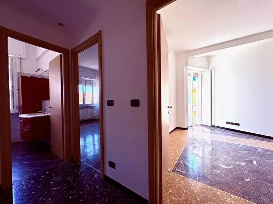 Immagine 23 di Appartamento in vendita  in VIA CARISSIMO E CROTTI 3 a Savona