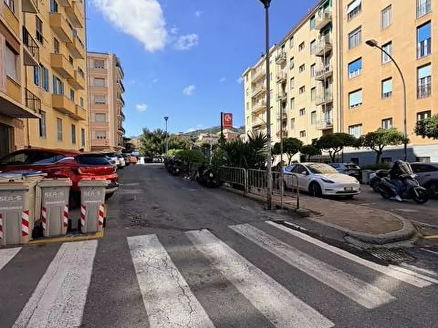 Immagine 31 di Appartamento in vendita  in VIA CARISSIMO E CROTTI 3 a Savona
