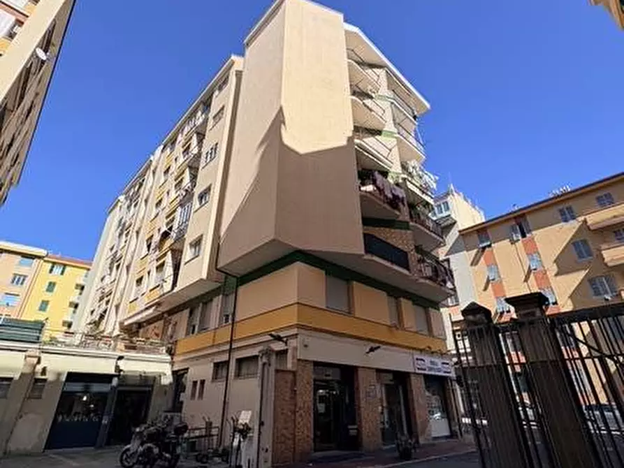 Immagine 30 di Appartamento in vendita  in VIA CARISSIMO E CROTTI 3 a Savona