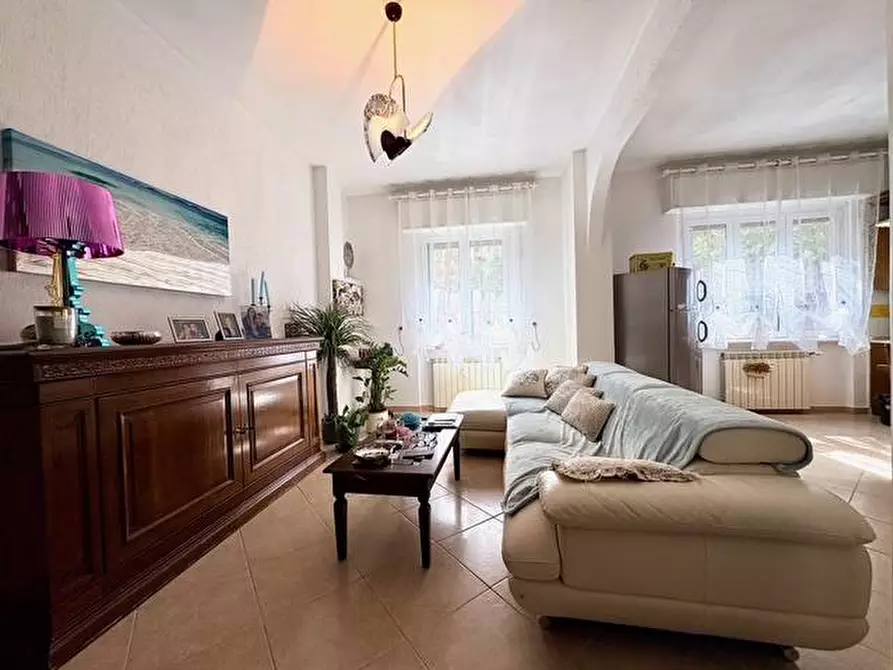 Immagine 6 di Appartamento in vendita  in Corso tardy e Benech 16 a Savona