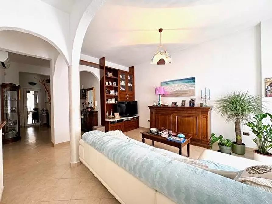 Immagine 10 di Appartamento in vendita  in Corso tardy e Benech 16 a Savona