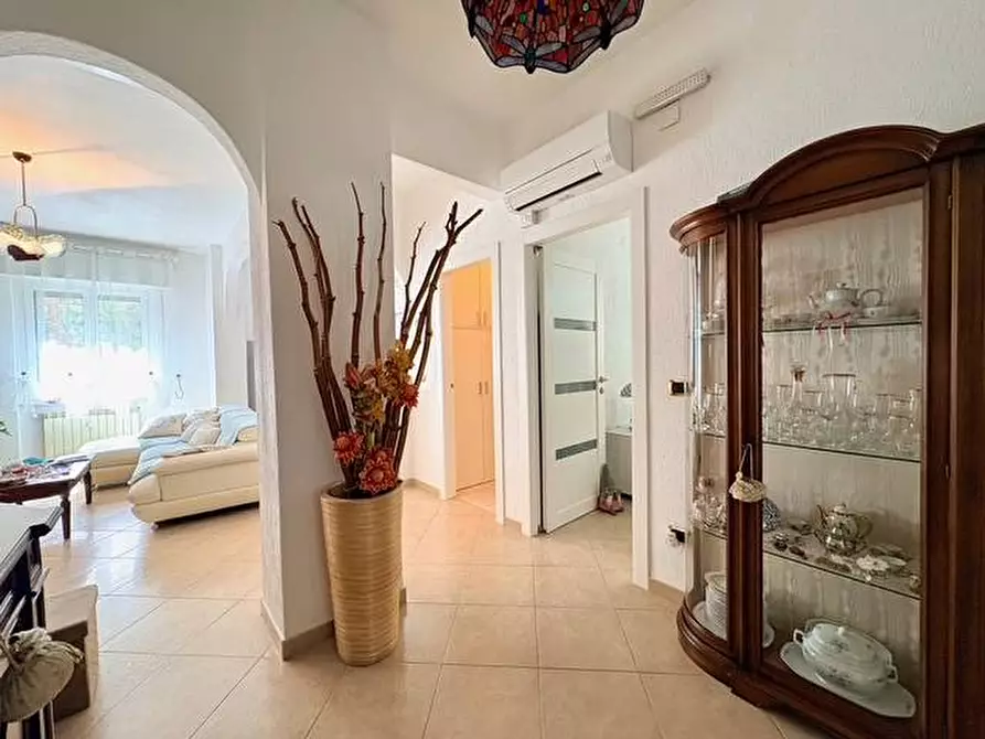 Immagine 17 di Appartamento in vendita  in Corso tardy e Benech 16 a Savona