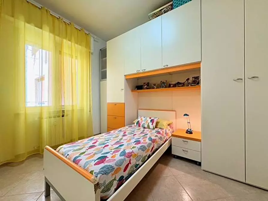 Immagine 29 di Appartamento in vendita  in Corso tardy e Benech 16 a Savona