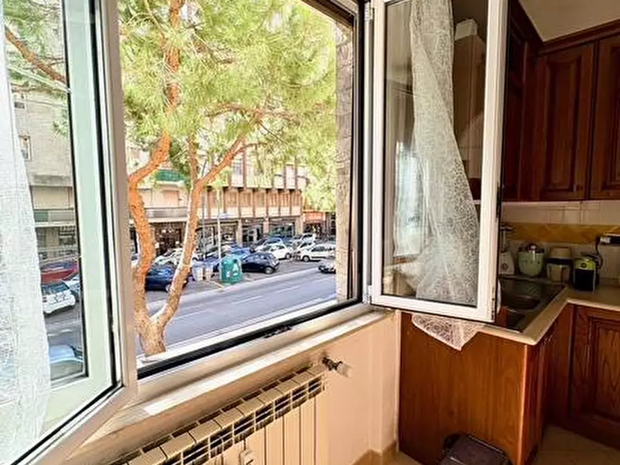 Immagine 47 di Appartamento in vendita  in Corso tardy e Benech 16 a Savona