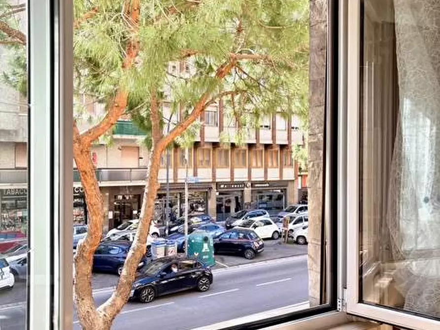 Immagine 48 di Appartamento in vendita  in Corso tardy e Benech 16 a Savona