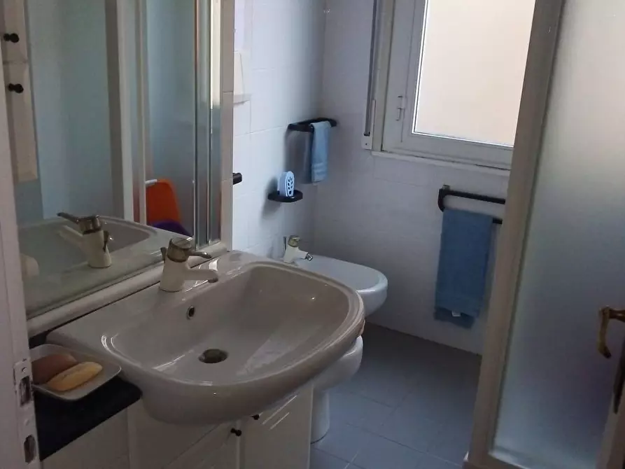 Immagine 7 di Appartamento in vendita  in Via Torino a Savona