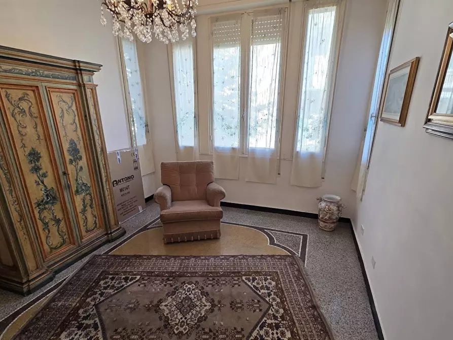 Immagine 6 di Appartamento in vendita  in Via Iv Novembre a Savona