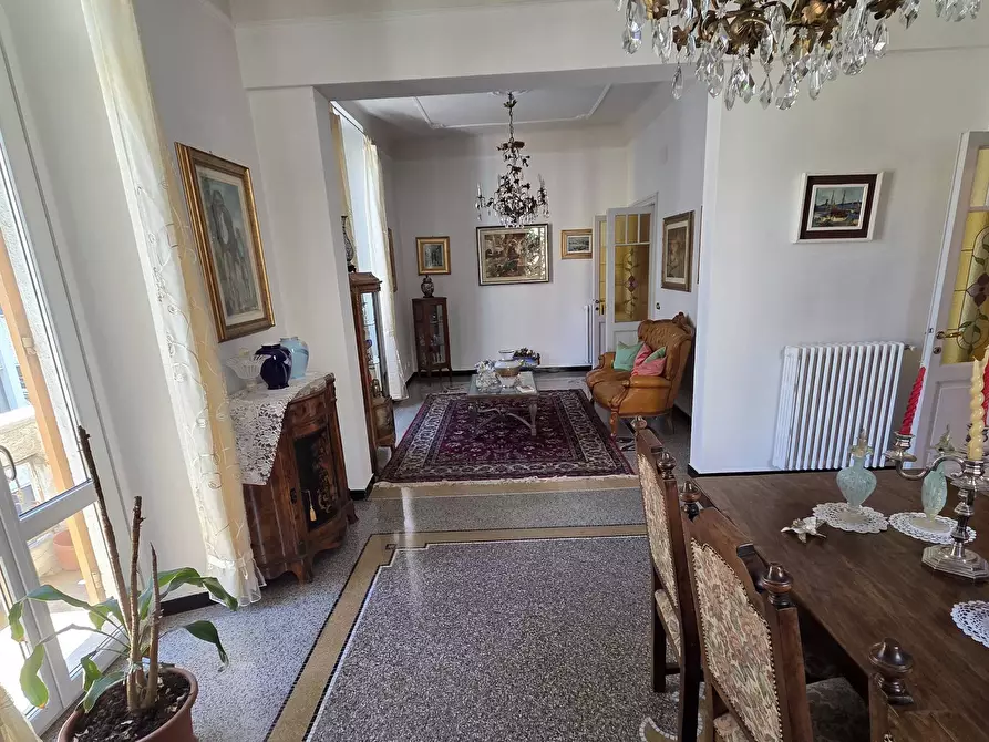 Immagine 12 di Appartamento in vendita  in Via Iv Novembre a Savona