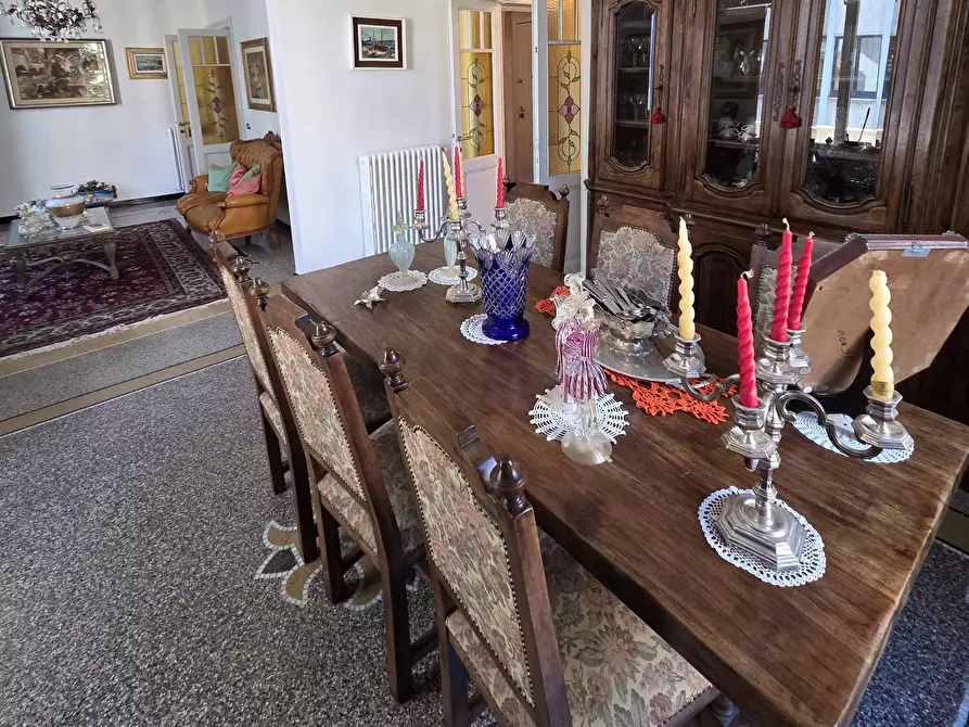 Immagine 13 di Appartamento in vendita  in Via Iv Novembre a Savona