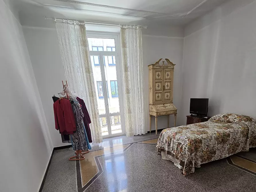 Immagine 29 di Appartamento in vendita  in Via Iv Novembre a Savona