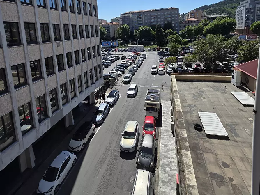 Immagine 33 di Appartamento in vendita  in Via Iv Novembre a Savona