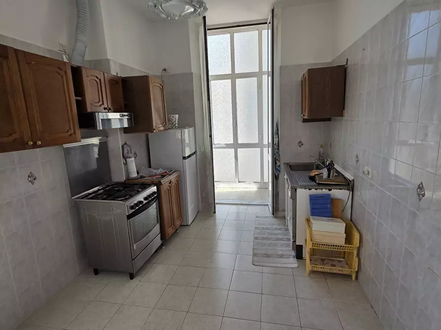 Immagine 35 di Appartamento in vendita  in Via Iv Novembre a Savona