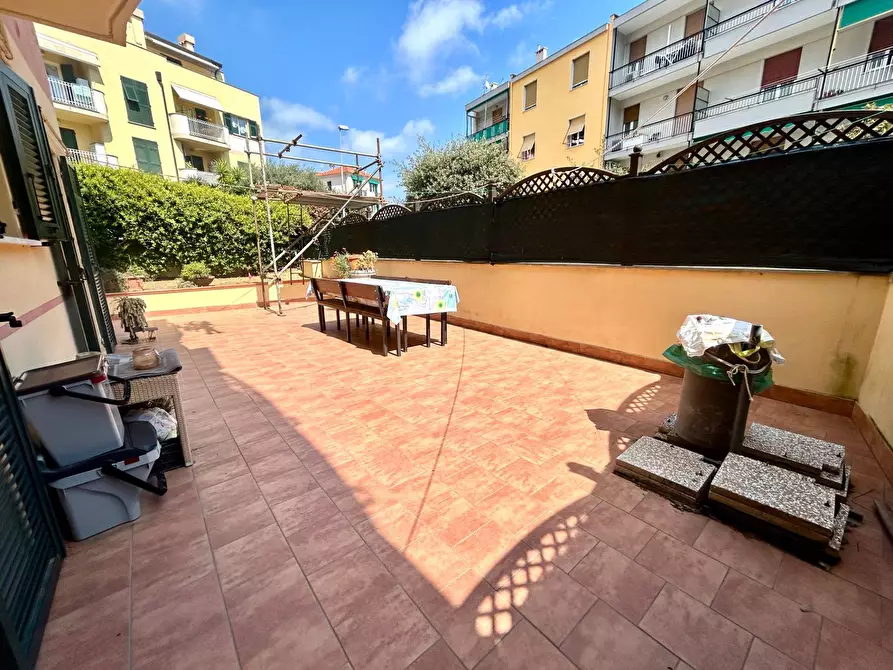 Immagine 4 di Appartamento in vendita  in VIA NOSTRA SIGNORA DEGLI ANGELI a Savona