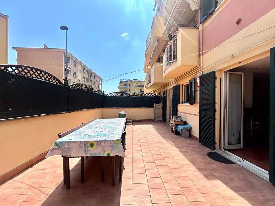 Immagine 8 di Appartamento in vendita  in VIA NOSTRA SIGNORA DEGLI ANGELI a Savona