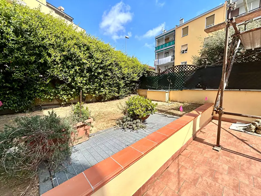 Immagine 11 di Appartamento in vendita  in VIA NOSTRA SIGNORA DEGLI ANGELI a Savona