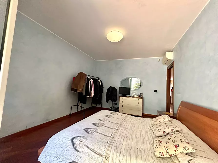 Immagine 21 di Appartamento in vendita  in VIA NOSTRA SIGNORA DEGLI ANGELI a Savona