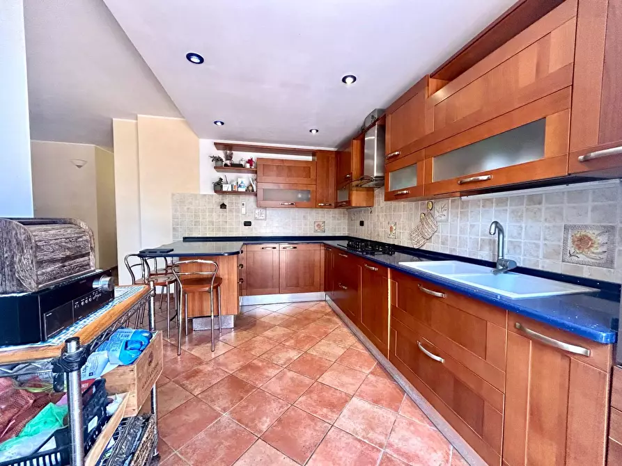 Immagine 41 di Appartamento in vendita  in VIA NOSTRA SIGNORA DEGLI ANGELI a Savona