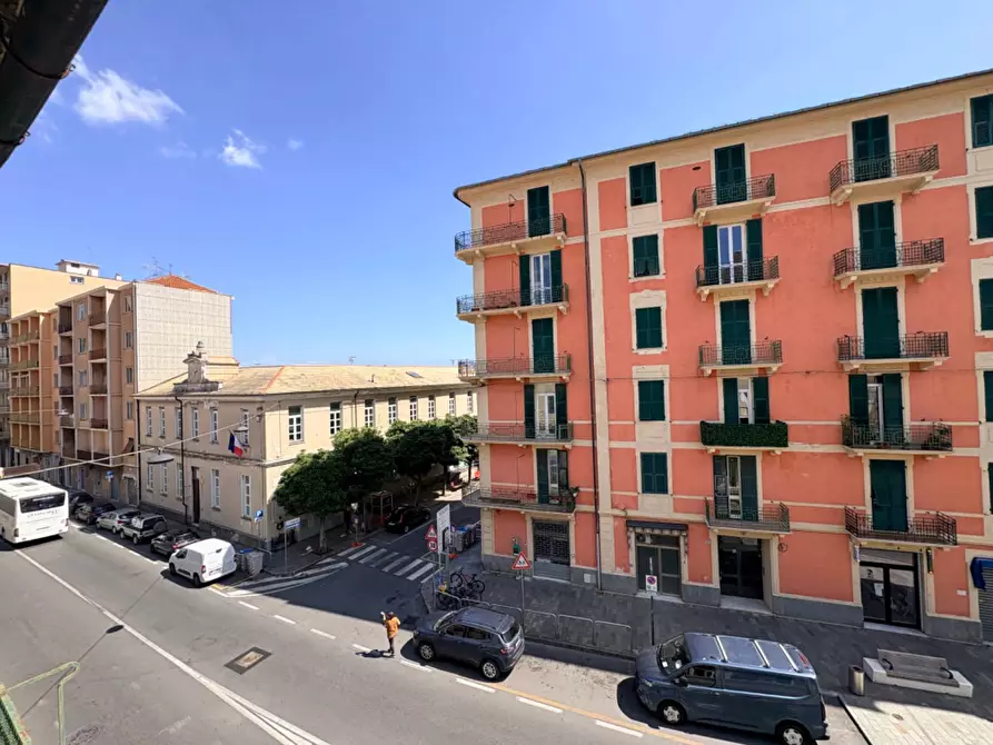 Immagine 1 di Appartamento in vendita  in Via Nizza 114 114 a Savona