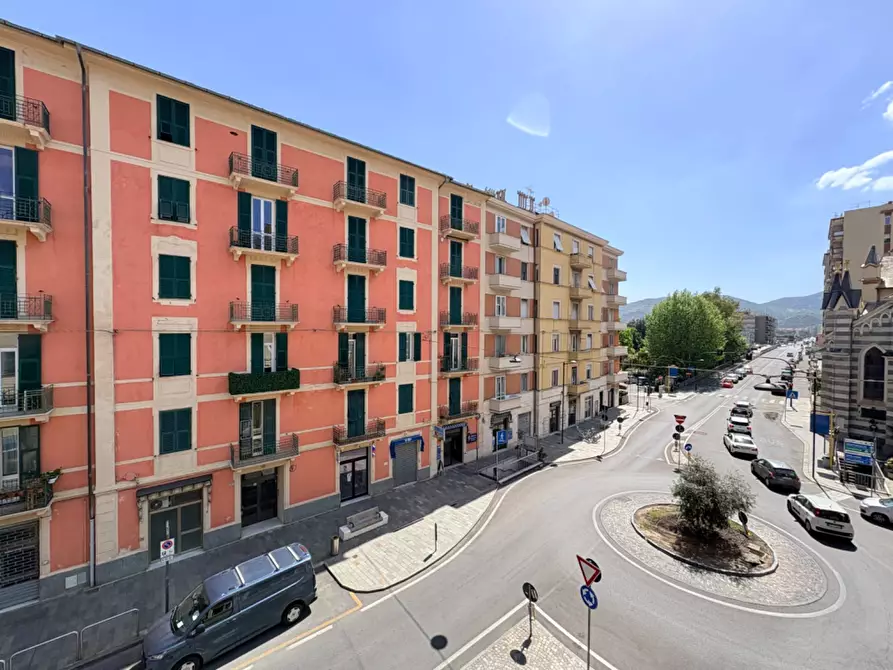 Immagine 23 di Appartamento in vendita  in Via Nizza 114 114 a Savona
