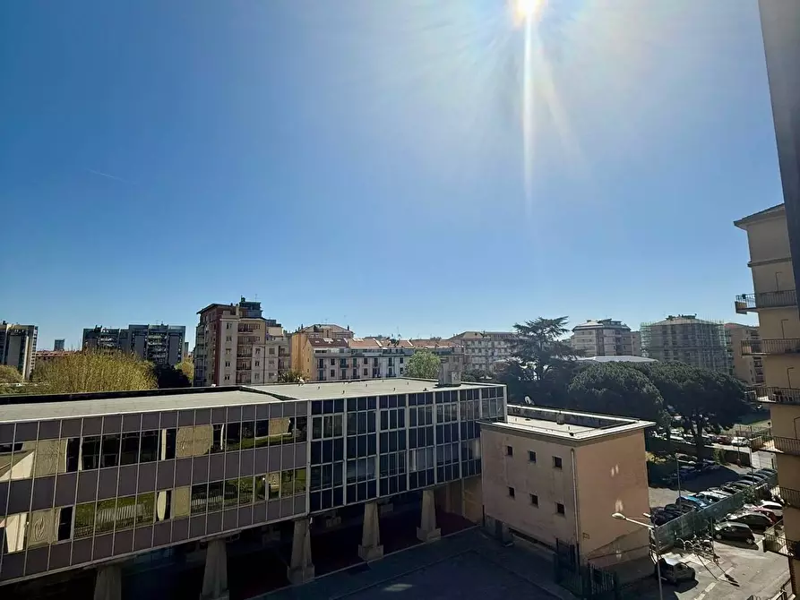 Immagine 50 di Appartamento in vendita  in ViaPirandello a Savona