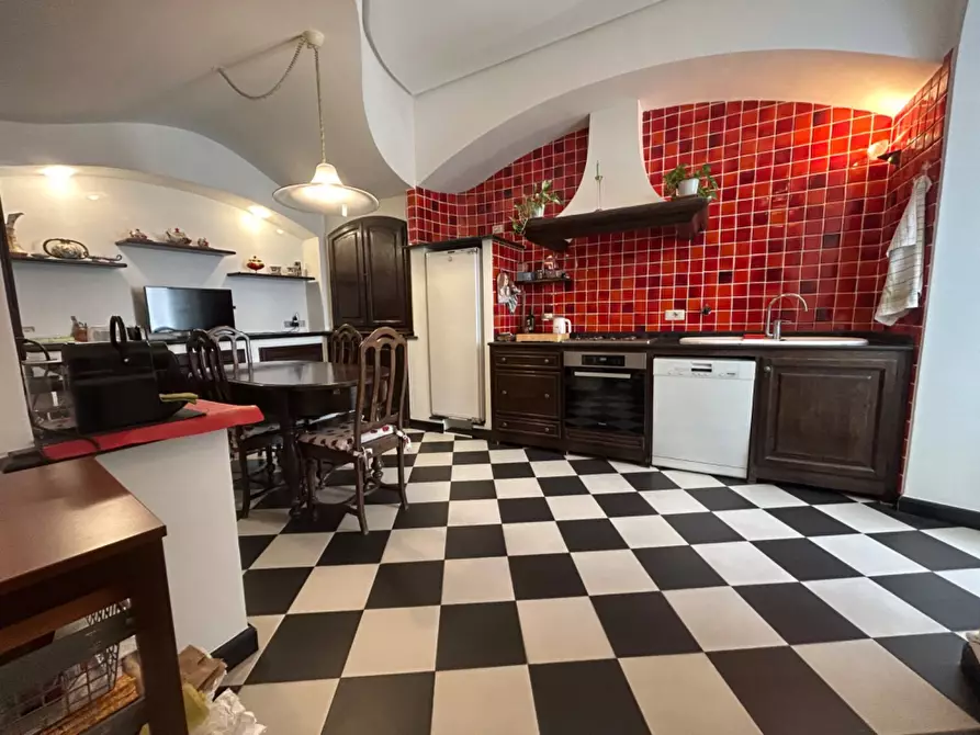 Immagine 7 di Appartamento in vendita  in CORSO MAZZINI 19 a Savona