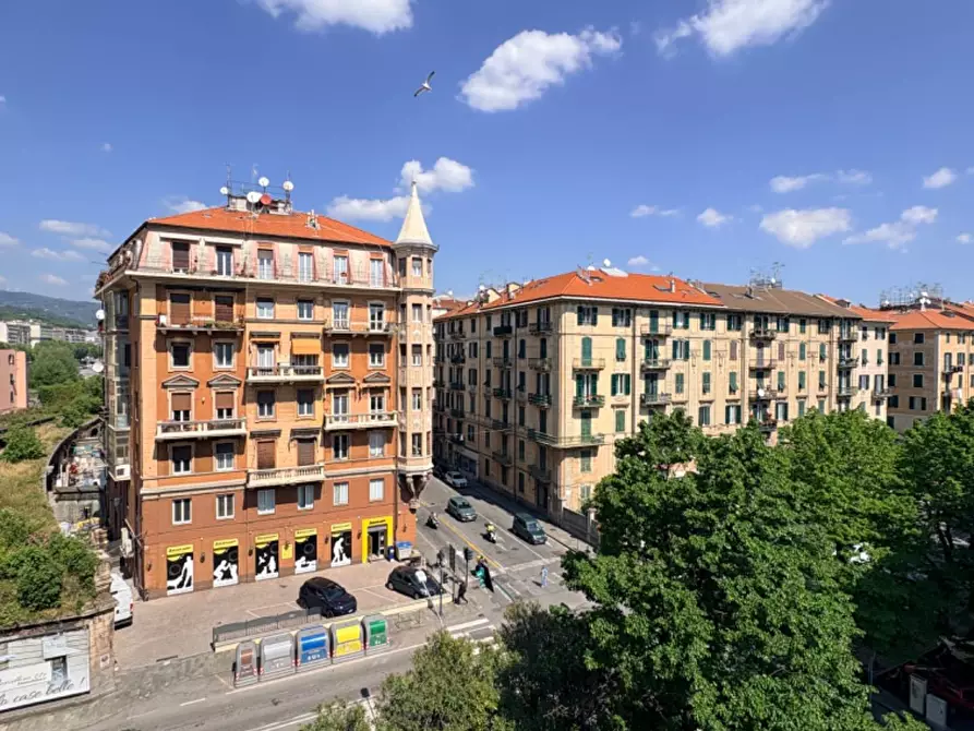 Immagine 22 di Appartamento in vendita  in CORSO MAZZINI 19 a Savona