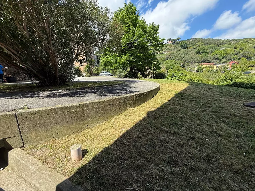 Immagine 27 di Appartamento in vendita  in via Mongrifone a Savona