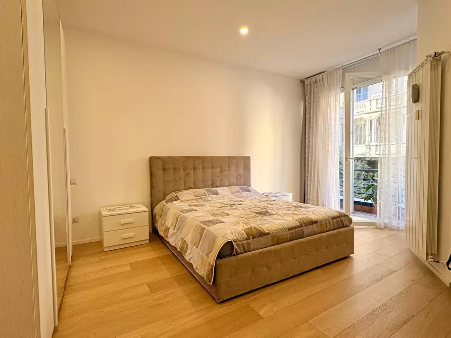 Immagine 10 di Appartamento in vendita  in CORSO ITALIA a Savona