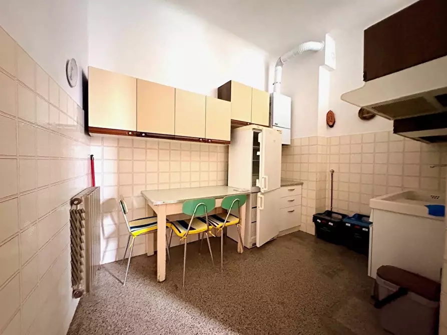 Immagine 4 di Appartamento in vendita  in VIA PADOVA 1 a Savona