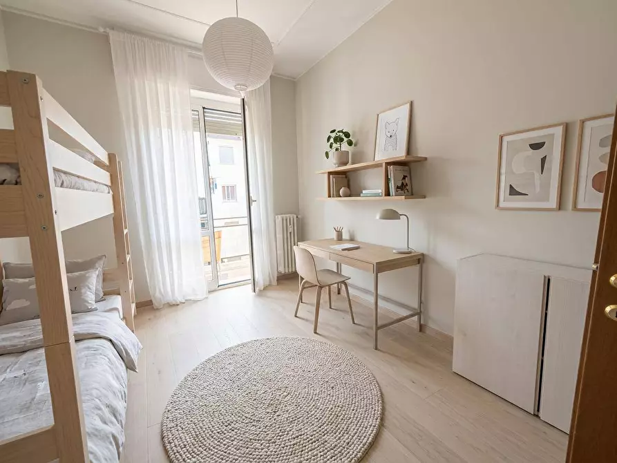 Immagine 5 di Appartamento in vendita  in Via Cadorna 22 a Savona