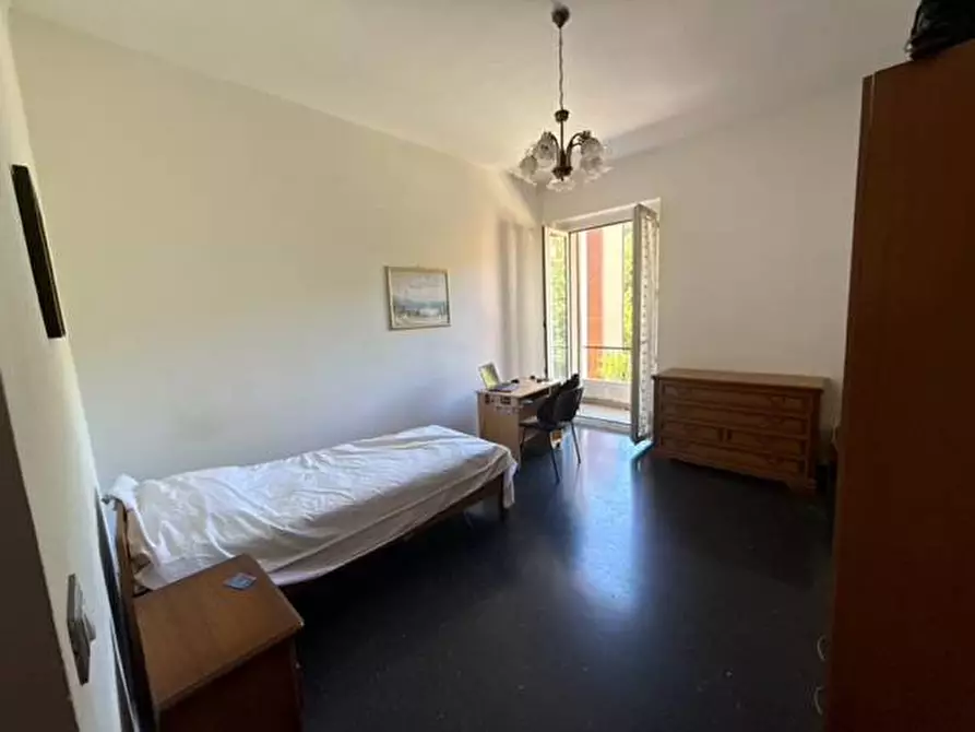 Immagine 13 di Appartamento in vendita  in Via Garroni 22 a Savona