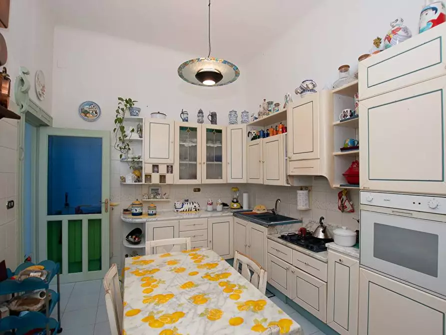 Immagine 32 di Villa in vendita  in VIA FONTANASSA a Savona