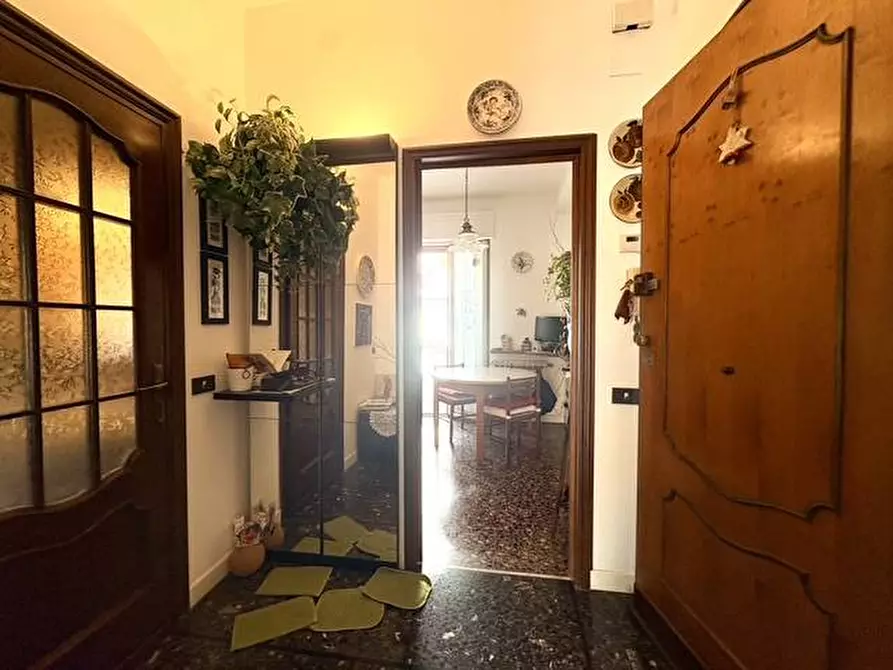 Immagine 9 di Appartamento in vendita  in via Corridoni 6 a Savona