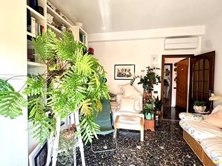 Immagine 13 di Appartamento in vendita  in via Corridoni 6 a Savona