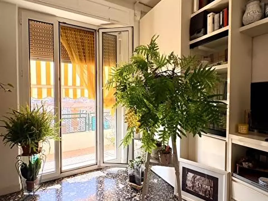 Immagine 17 di Appartamento in vendita  in via Corridoni 6 a Savona