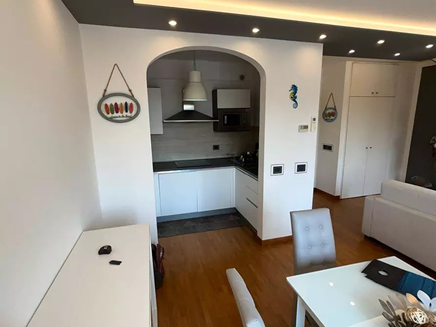 Immagine 4 di Appartamento in affitto  in Via Baglietto 6 a Savona
