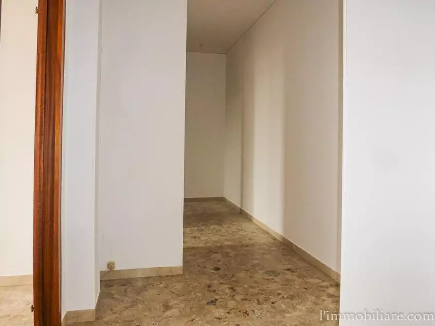 Immagine 6 di Appartamento in affitto  in Via Alessandro Poerio a Verona