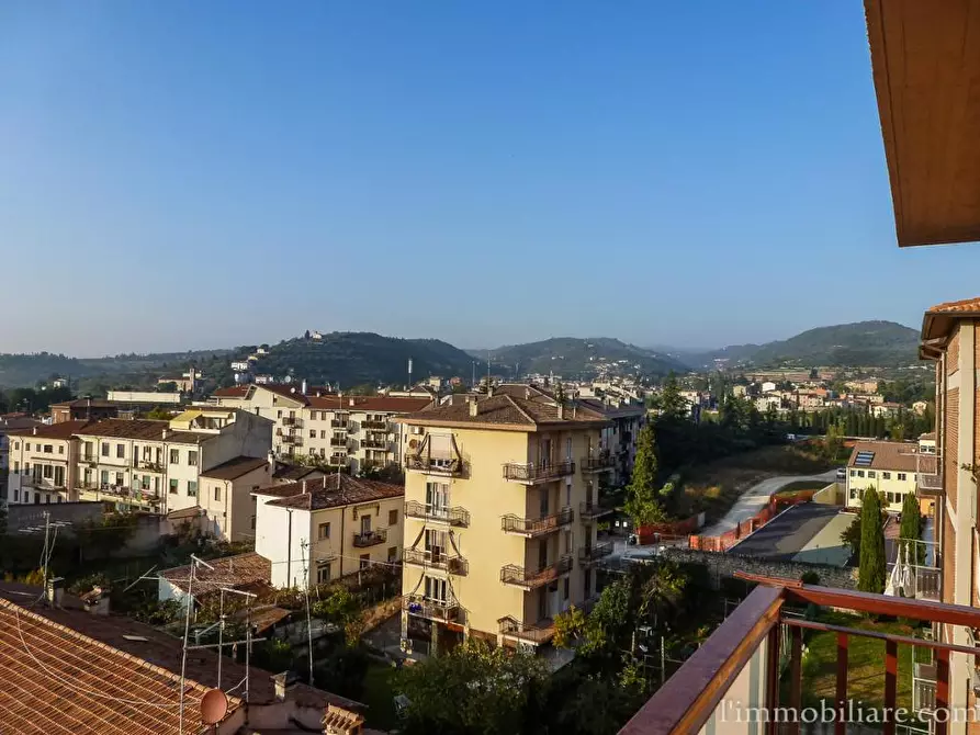 Immagine 12 di Appartamento in affitto  in Via Alessandro Poerio a Verona