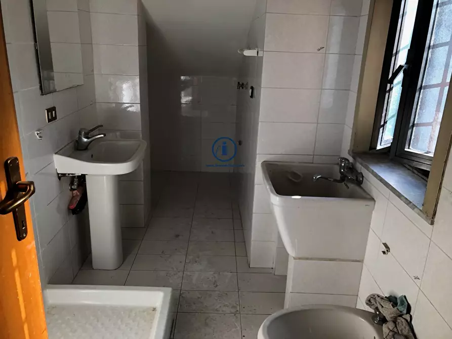 Immagine 7 di Appartamento in vendita  in VIA CAPPUCCINI PARCO L 16 a Caserta