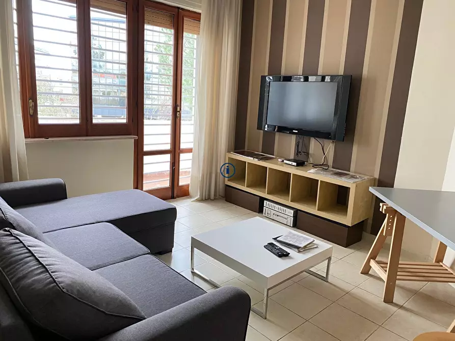 Immagine 8 di Appartamento in vendita  in VIA SUD PIAZZA D'ARMI 100 a Caserta