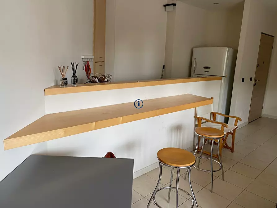 Immagine 4 di Appartamento in vendita  in VIA SUD PIAZZA D'ARMI 100 a Caserta