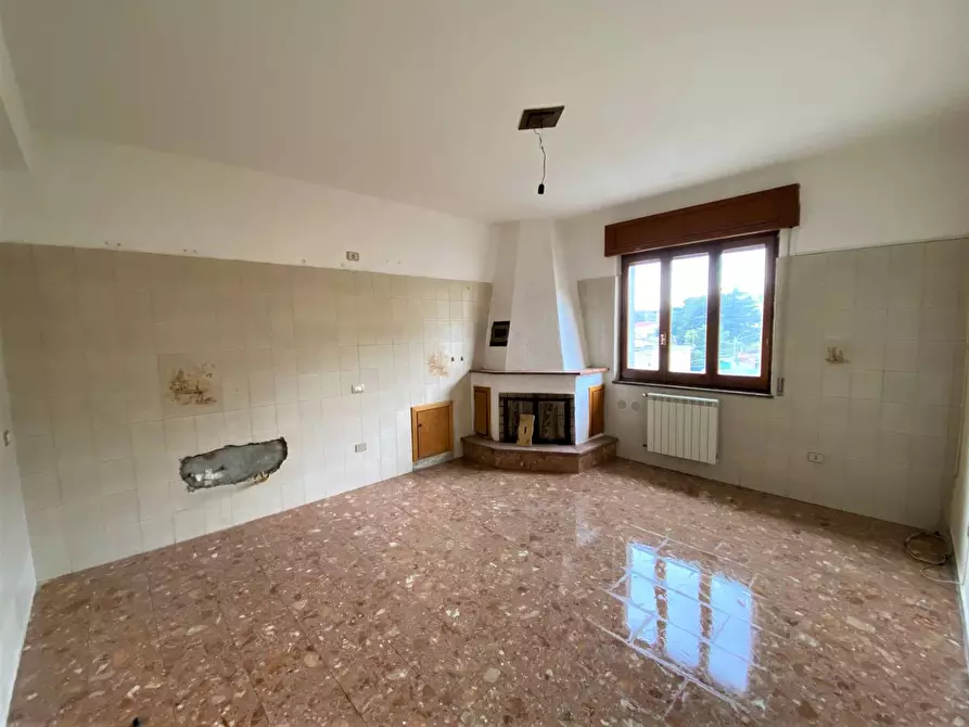 Immagine 1 di Appartamento in affitto  in Via Trischiene a Amaroni