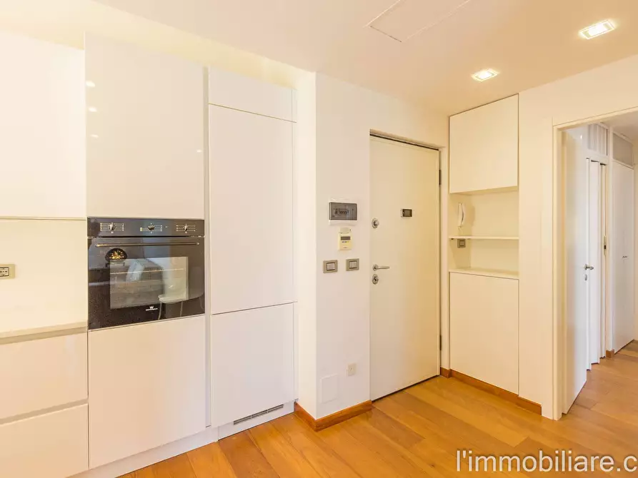 Immagine 1 di Appartamento in affitto  in via Carlo Ederle 38 a Verona