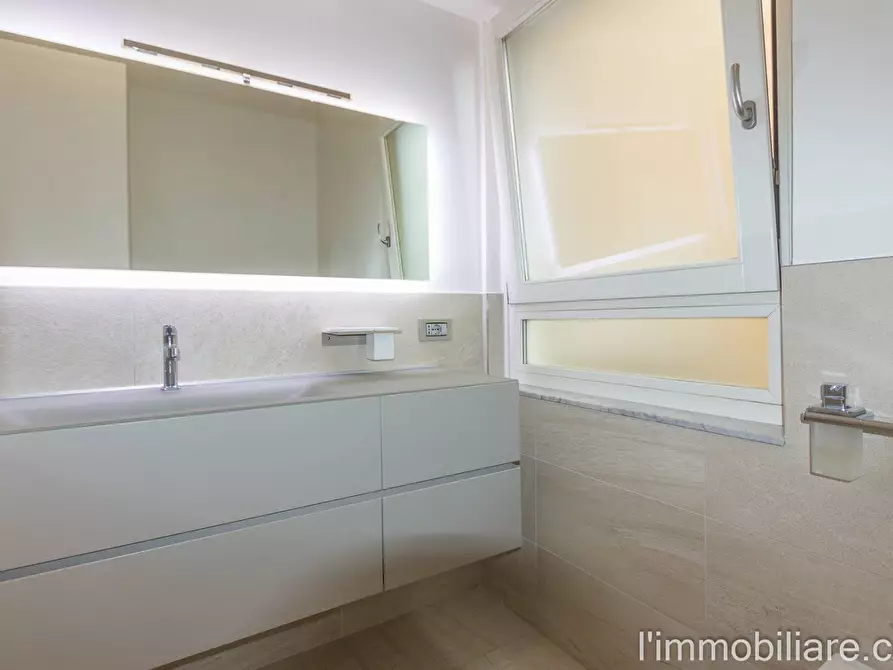 Immagine 19 di Appartamento in affitto  in via Carlo Ederle 38 a Verona