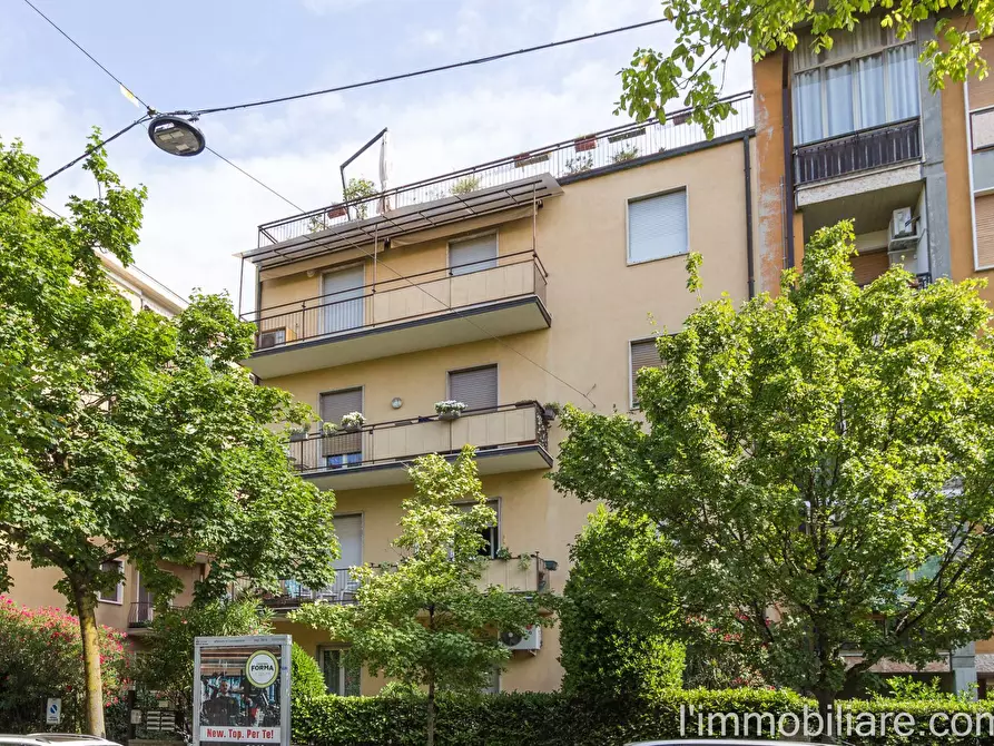 Immagine 24 di Appartamento in affitto  in via Carlo Ederle 38 a Verona